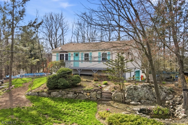 6 Ramsay Road West Milford NJ 07421
