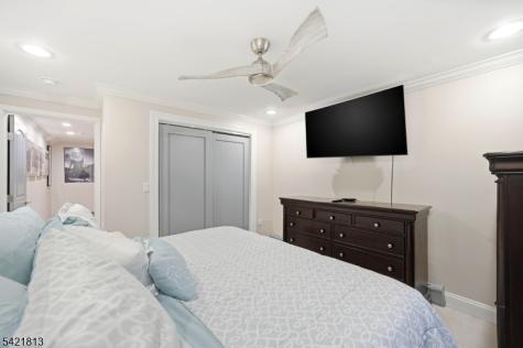 6 Ramsay Road West Milford NJ 07421