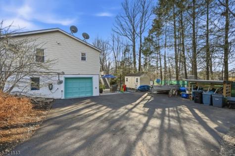6 Ramsay Road West Milford NJ 07421