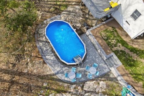 6 Ramsay Road West Milford NJ 07421