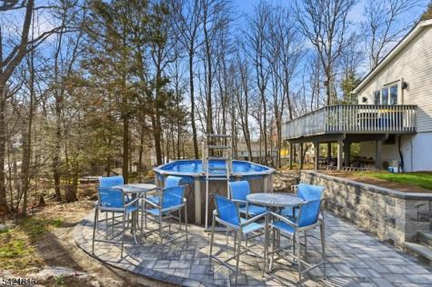 6 Ramsay Road West Milford NJ 07421