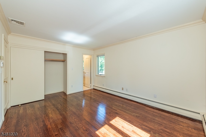 193 Walnut Street Livingston NJ 07039