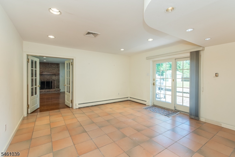 193 Walnut Street Livingston NJ 07039