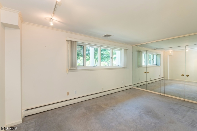 193 Walnut Street Livingston NJ 07039
