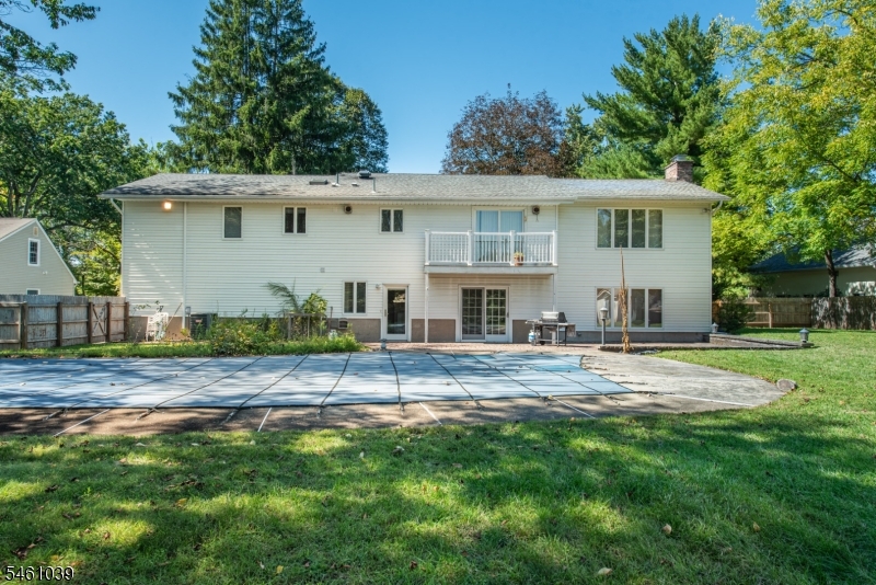 193 Walnut Street Livingston NJ 07039