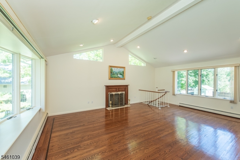 193 Walnut Street Livingston NJ 07039