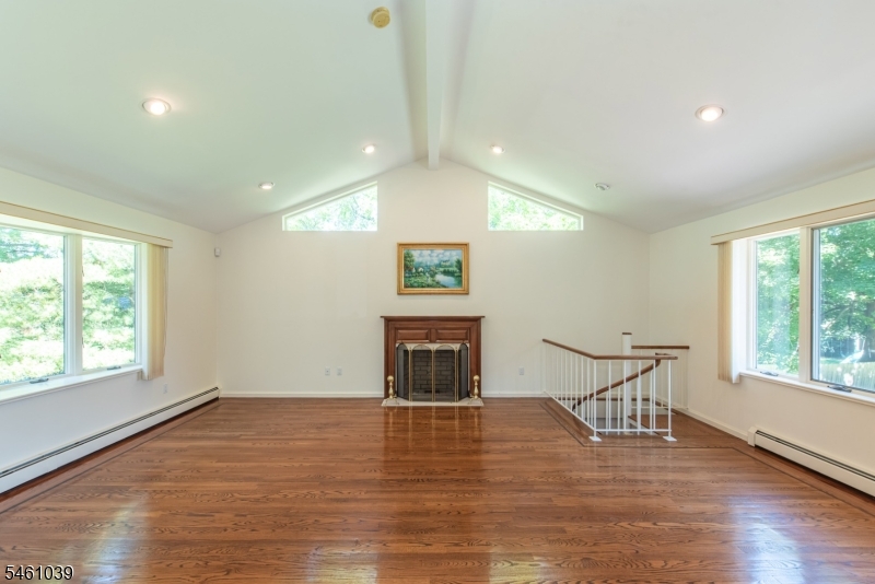 193 Walnut Street Livingston NJ 07039