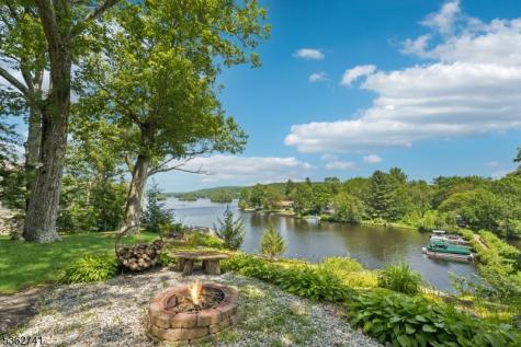 42 Witte Road West Milford NJ 07421