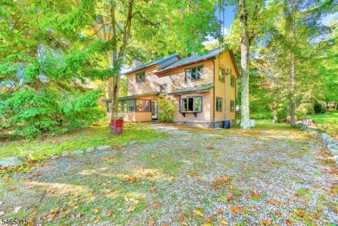 2207 Lakeside Drive W Vernon NJ 07422