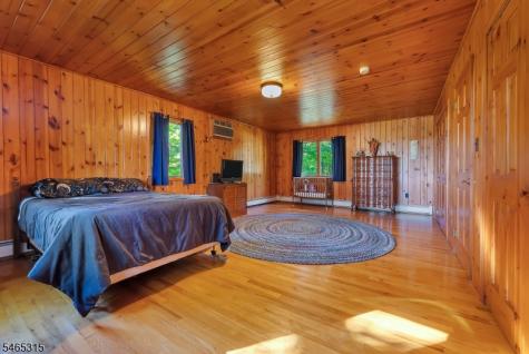 2207 Lakeside Drive W Vernon NJ 07422
