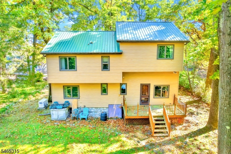 2207 Lakeside Drive W Vernon NJ 07422