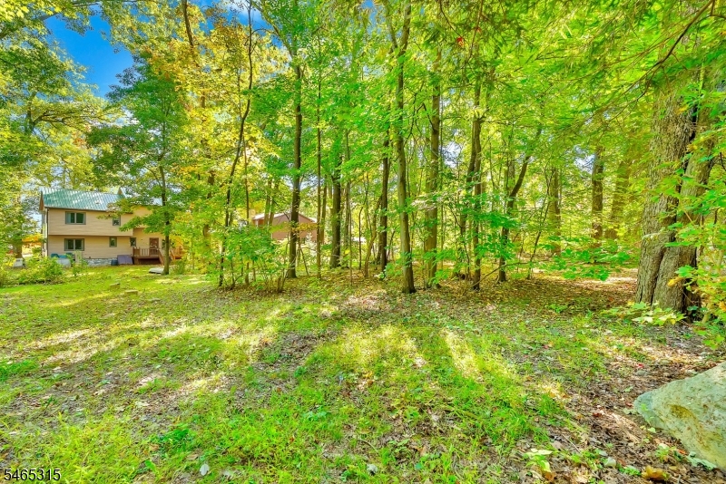 2207 Lakeside Drive W Vernon NJ 07422