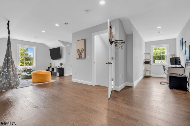 1431 Greenwood Drive Piscataway NJ 08854