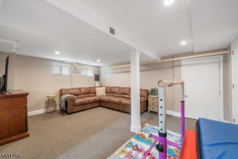 15 Valley Road Nutley NJ 07110