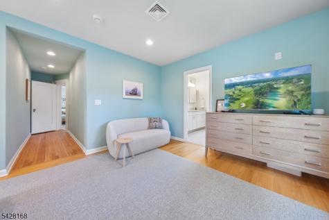 34 Prescott Avenue Montclair NJ 07042