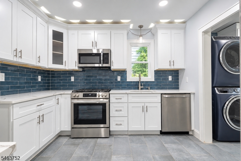 419 Locust Street Roselle Park NJ 07204