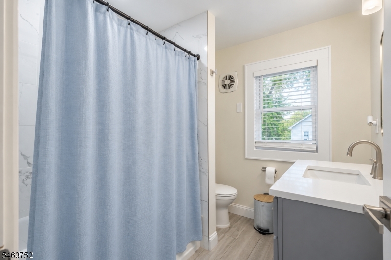 419 Locust Street Roselle Park NJ 07204