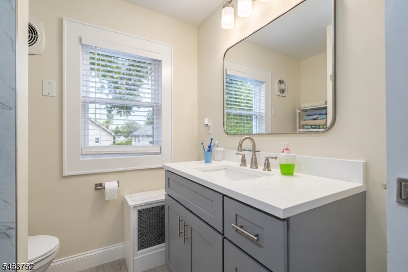 419 Locust Street Roselle Park NJ 07204