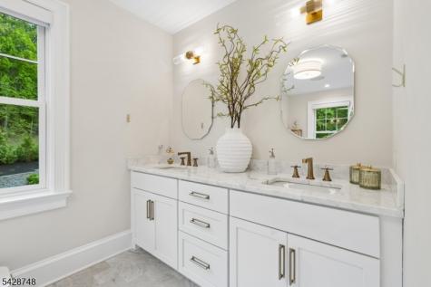 132 Hartshorn Drive Millburn NJ 07078
