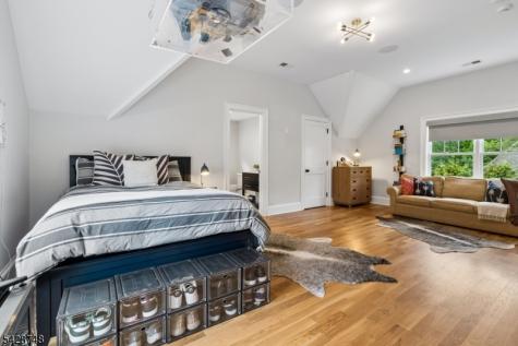 132 Hartshorn Drive Millburn NJ 07078