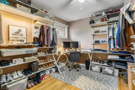 166 Glenside Trail Byram NJ 07871
