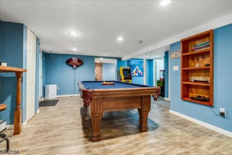 166 Glenside Trail Byram NJ 07871