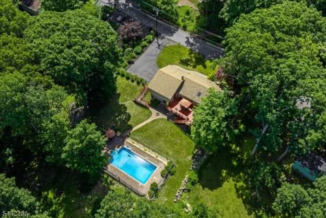 166 Glenside Trail Byram NJ 07871
