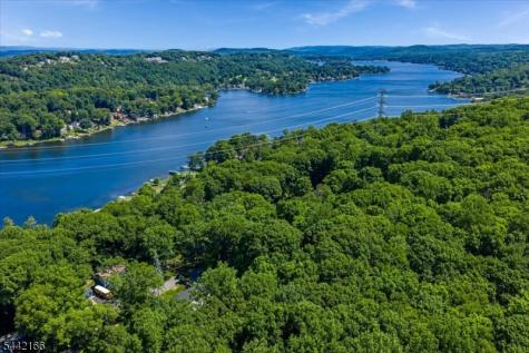 166 Glenside Trail Byram NJ 07871