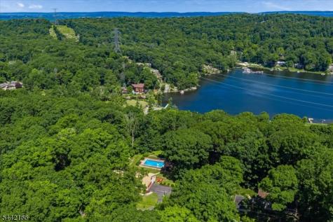 166 Glenside Trail Byram NJ 07871