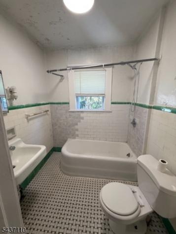 14 Meadow Avenue Wharton NJ 07885