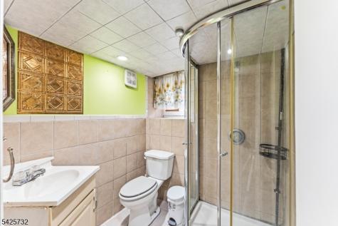 239 Walnut Street Dunellen NJ 08812