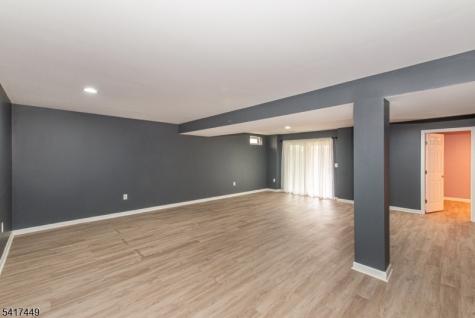 5 Sterling Drive Wantage NJ 07461