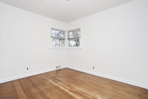 15 Everett Terrace Fair Lawn NJ 07410