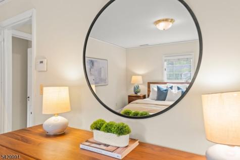 33 Exeter Road Millburn NJ 07078
