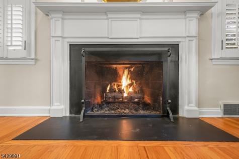 33 Exeter Road Millburn NJ 07078