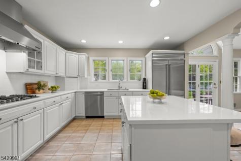 33 Exeter Road Millburn NJ 07078