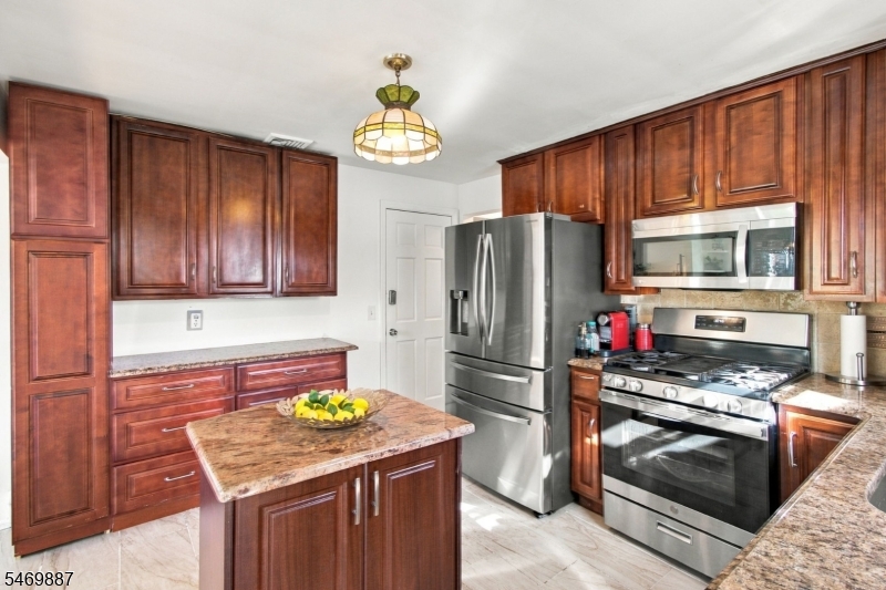 2 Eagle Terrace West Orange NJ 07052