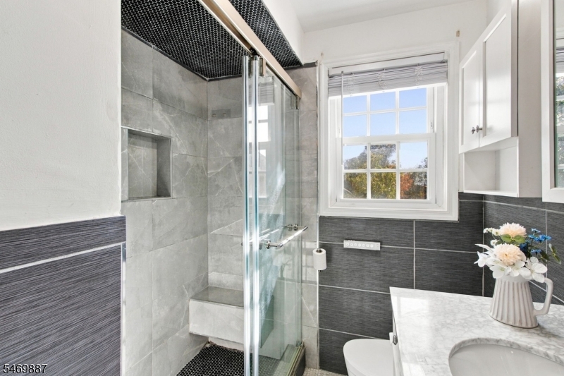 2 Eagle Terrace West Orange NJ 07052
