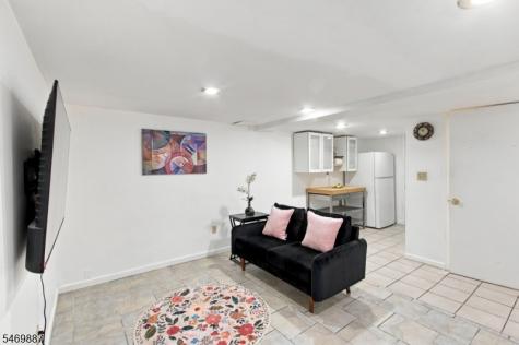 2 Eagle Terrace West Orange NJ 07052