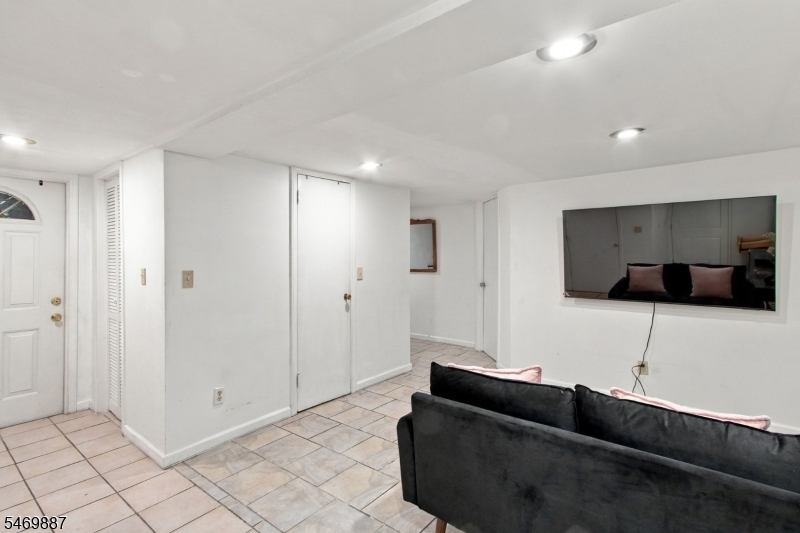 2 Eagle Terrace West Orange NJ 07052