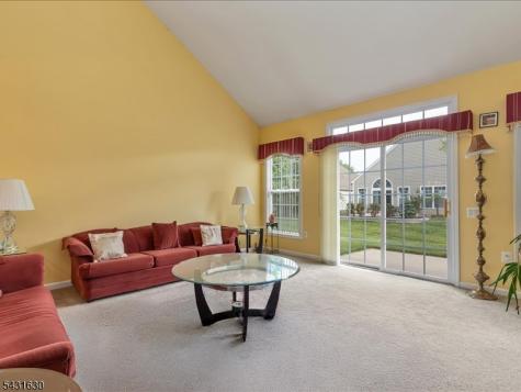 515 Crossfields Lane Franklin NJ 08873