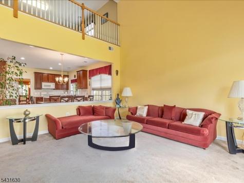 515 Crossfields Lane Franklin NJ 08873