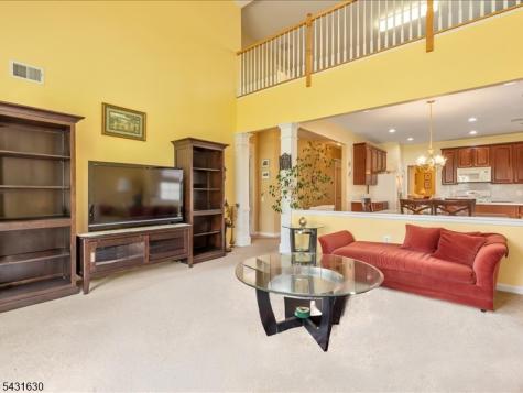 515 Crossfields Lane Franklin NJ 08873