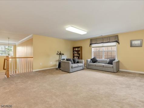 515 Crossfields Lane Franklin NJ 08873