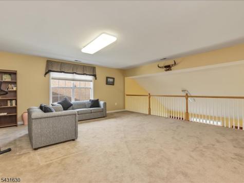 515 Crossfields Lane Franklin NJ 08873