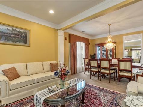 515 Crossfields Lane Franklin NJ 08873