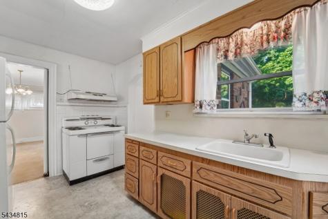 124 Walker Road West Orange NJ 07052