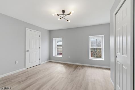 217 W Union Street Burlington NJ 08016