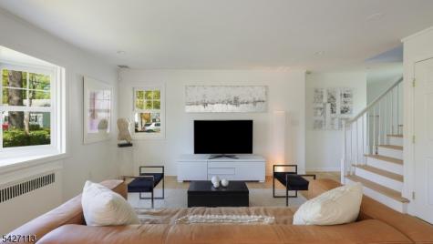221 Ayliffe Avenue Westfield NJ 07090