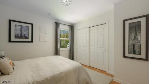 221 Ayliffe Avenue Westfield NJ 07090